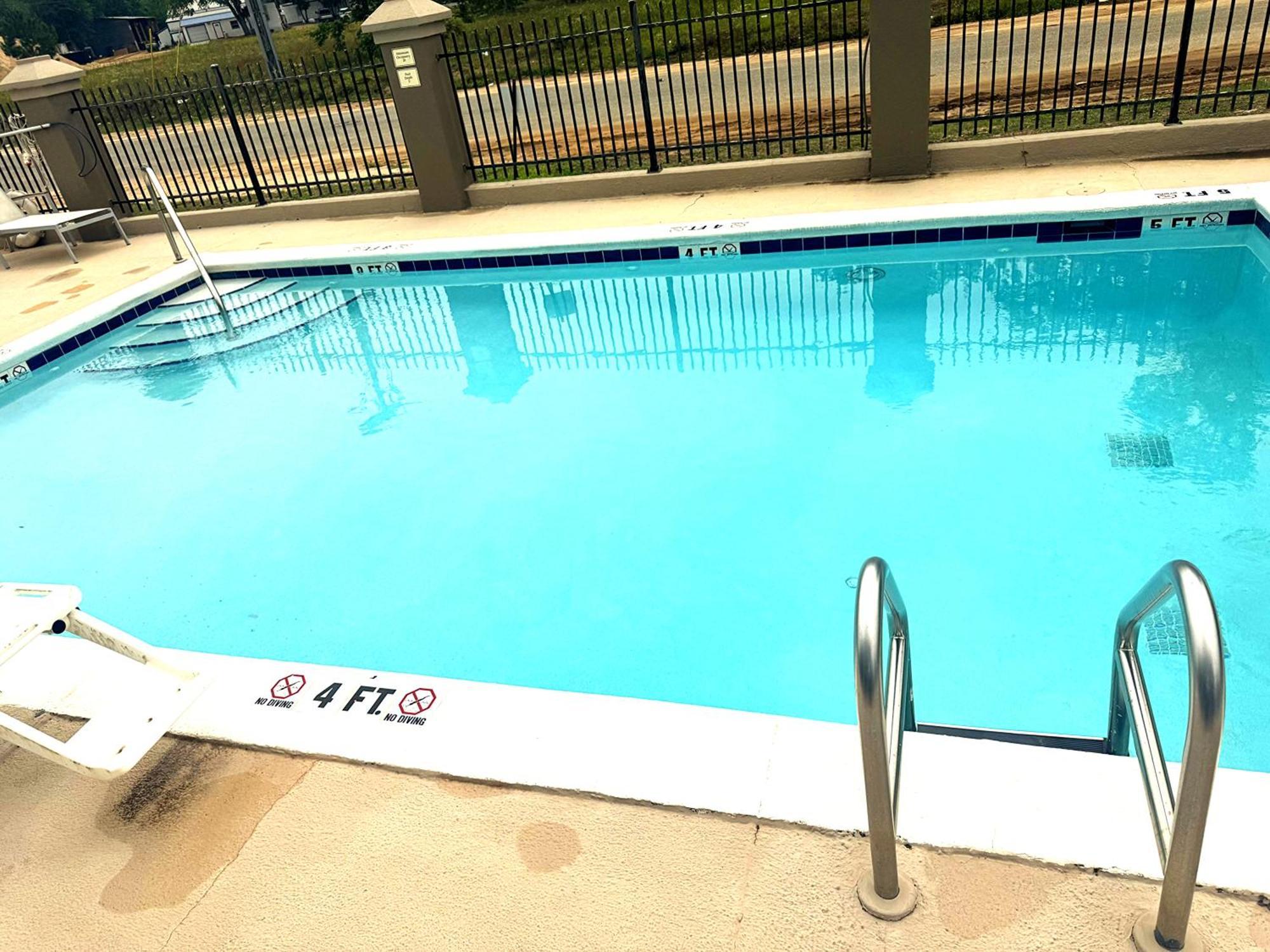 Country Inn & Suites By Radisson, Midway - Tallahassee West Esterno foto
